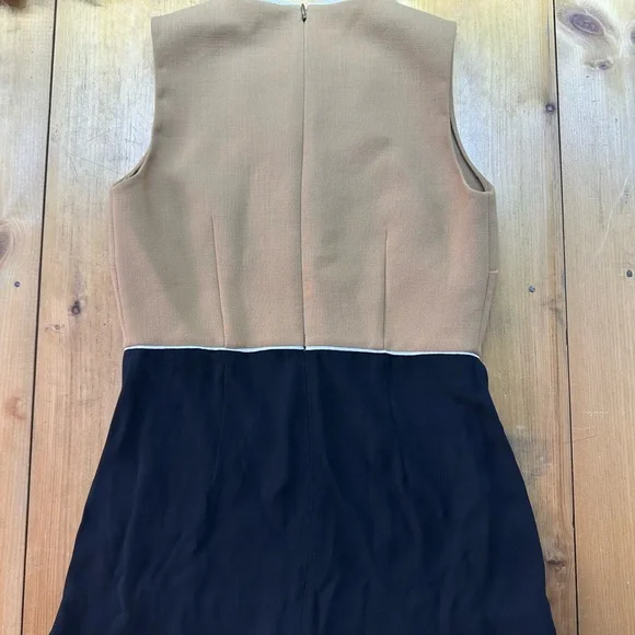 Marni Tan and Black Dress - Picture 4 of 5